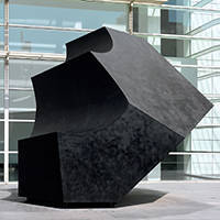 Arte pubblica: scultura: la ola MACBA