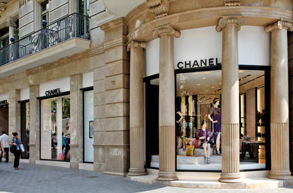negozio Chanel attività gratuite