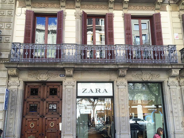 shopping femminile Zara Barcellona