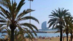 passeggiata in riva al mare Barcellona