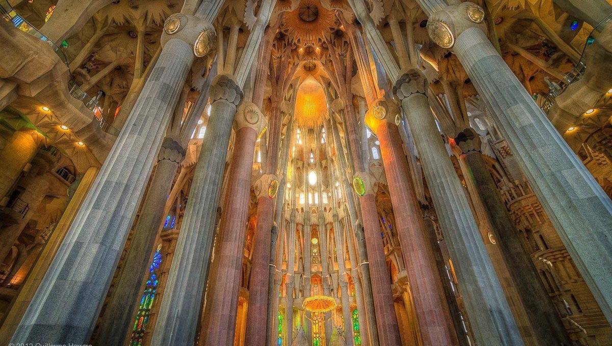 La Sagrada Familia di Barcellona: leggi assolutamente questo articolo prima di visitarla!